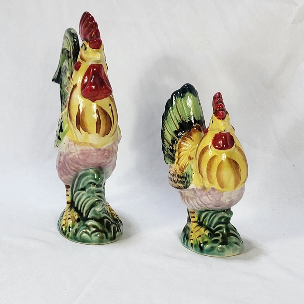Vintage Rooster and Hen Figurines Hand Painted Set of 2 Ucagco Ceramics Japan - Picture 2 of 9